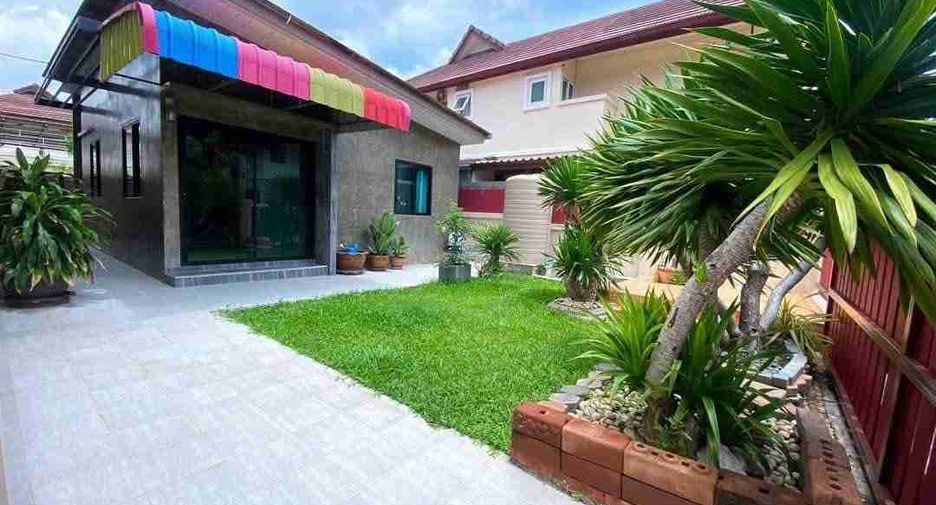 Haus zur Miete mit 5 Zimmer in Bang Lamung, Chonburi