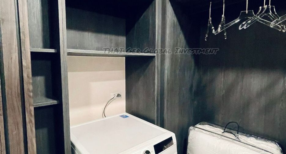 For rent 1 bed condo in Huai Khwang, Bangkok