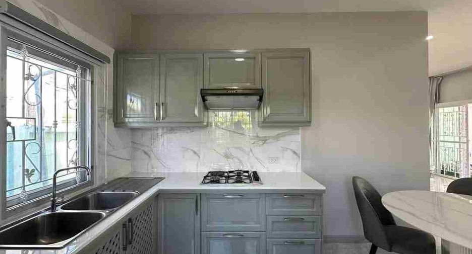 For rent 3 bedrooms house in Bang Lamung, Chonburi