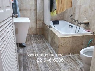 For sale 7 bed office in Min Buri, Bangkok