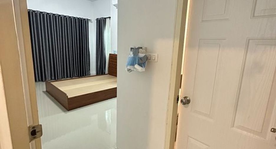 For sale 3 bedrooms house in Mueang Lop Buri, Lopburi