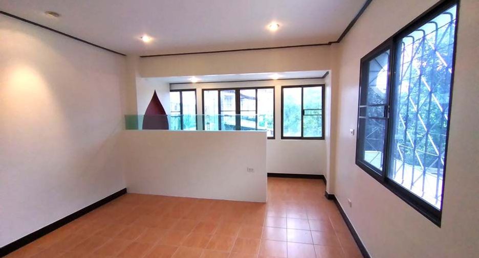 For sale 3 ベッドルーム house in Chom Thong, Bangkok