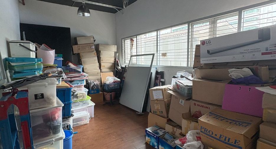 À vendre bureau à Khlong Toei, Bangkok