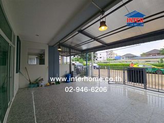 For sale 3 bed townhouse in Lam Luk Ka, Pathum Thani