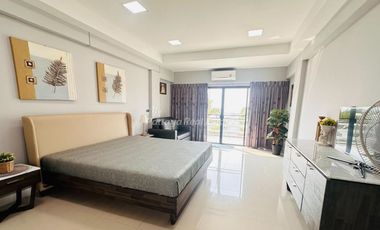 For sale 3 bedrooms condo in Bang Lamung, Chonburi
