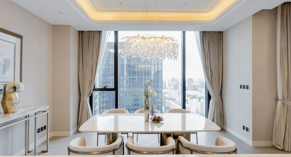 For sale 2 bedrooms condo in Sathon, Bangkok