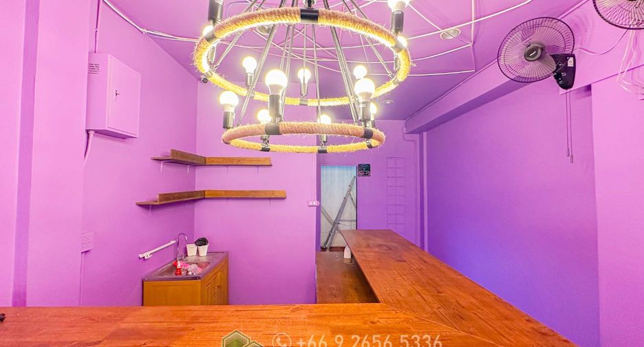 For sale 3 bedrooms retail Space in Bang Lamung, Chonburi
