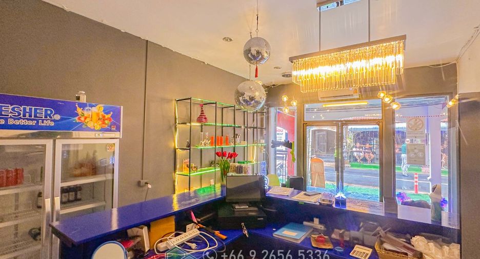 For sale 3 bedrooms retail Space in Bang Lamung, Chonburi