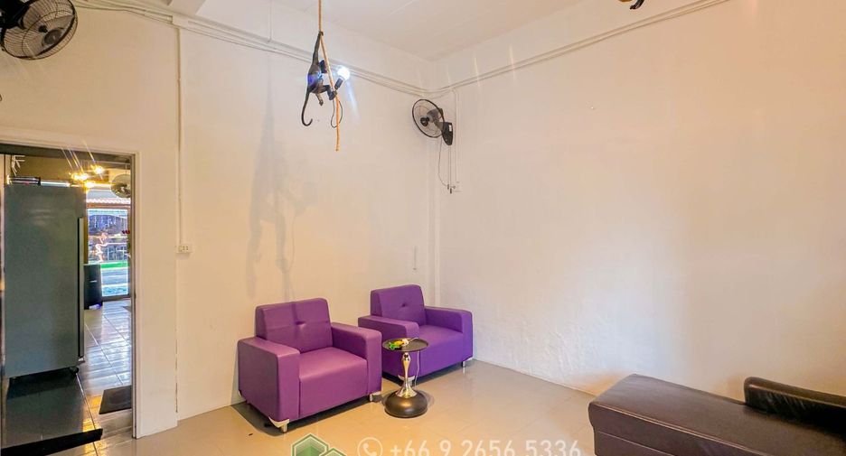 For sale 3 bedrooms retail Space in Bang Lamung, Chonburi
