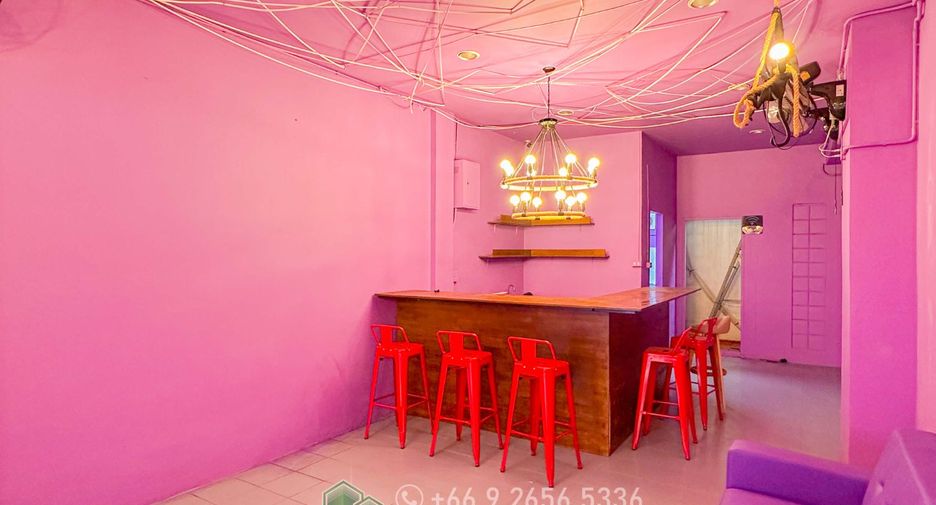 For sale 3 bedrooms retail Space in Bang Lamung, Chonburi