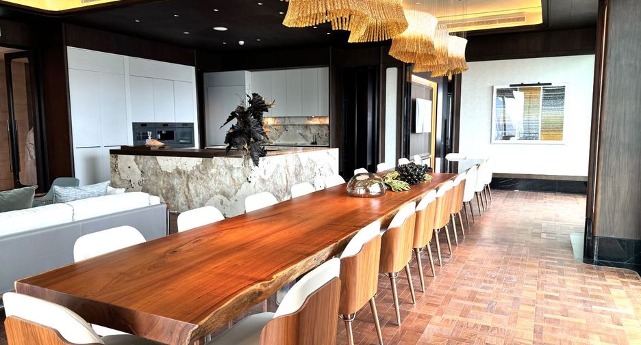 For sale 2 bedrooms condo in Sathon, Bangkok