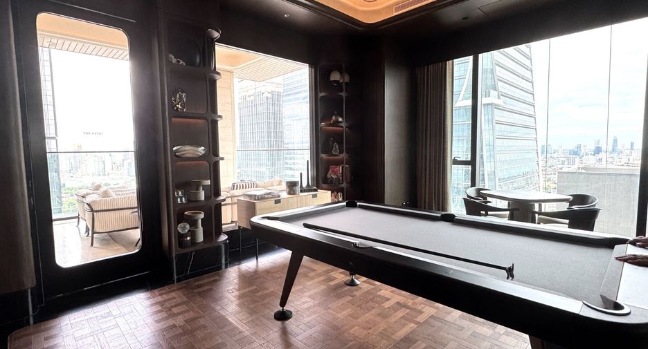 For sale 2 bedrooms condo in Sathon, Bangkok