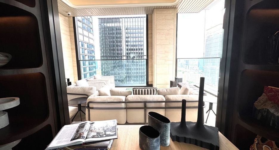 For sale 2 bedrooms condo in Sathon, Bangkok