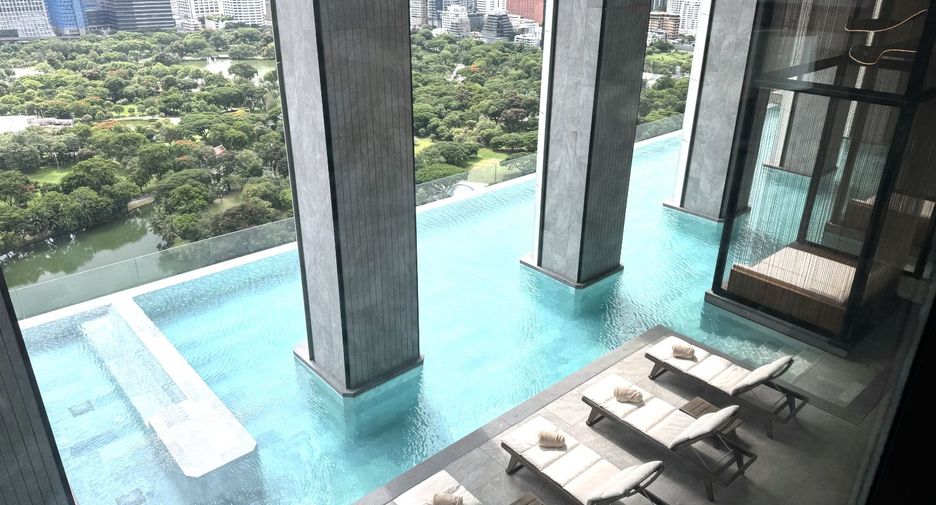 For sale 2 bedrooms condo in Sathon, Bangkok