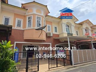 For sale 3 bed townhouse in Lam Luk Ka, Pathum Thani