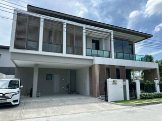 For sale 4 bed house in Bang Phli, Samut Prakan