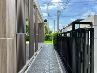 For sale 4 bed house in Bang Phli, Samut Prakan