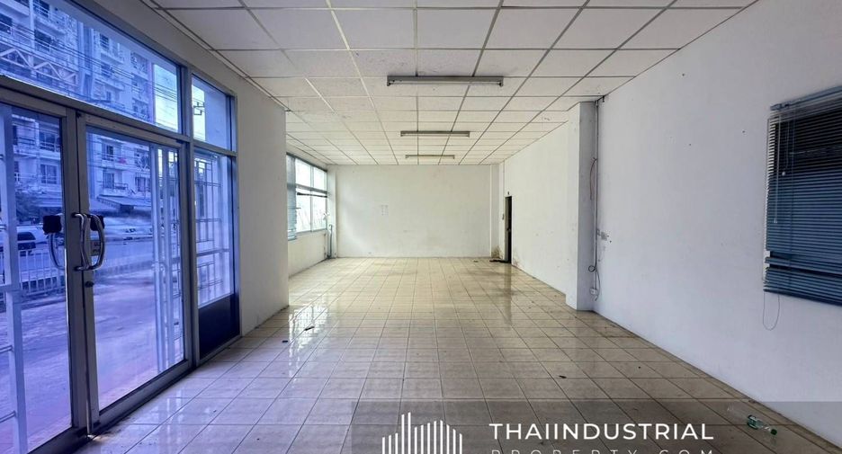 出租 仓库 在 Bang Sao Thong, Samut Prakan