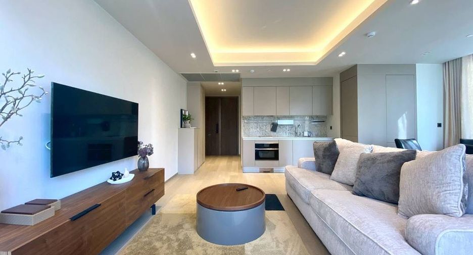 For rent and for sale 1 bed condo in Pathum Wan, Bangkok