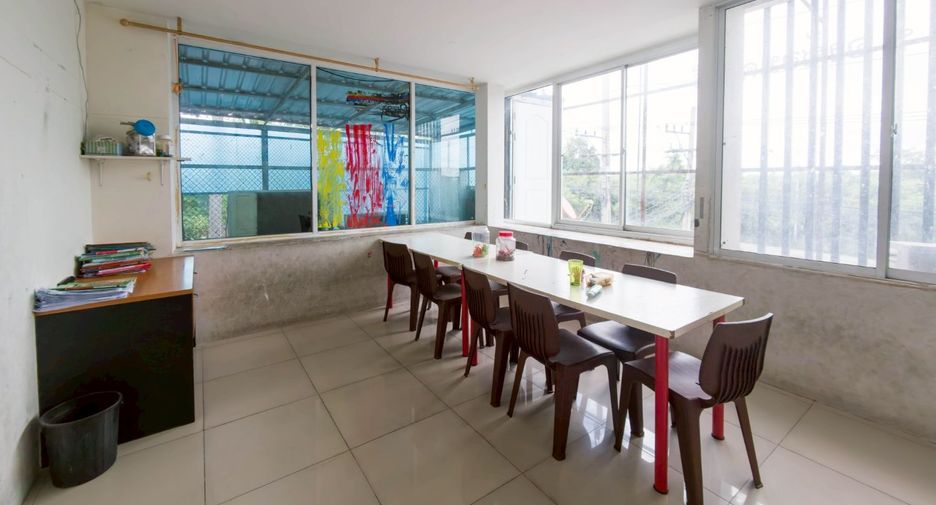 For sale retail Space in Si Racha, Chonburi