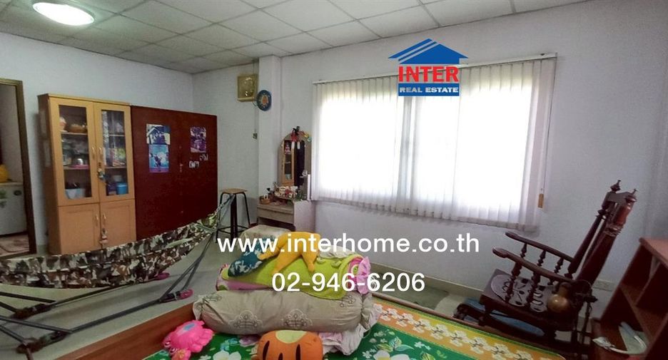 Casa en venta de 4 habitaciones en Mueang Nonthaburi, Nonthaburi