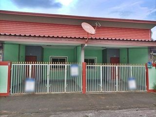 For sale 1 bed townhouse in Khuan Kalong, Satun