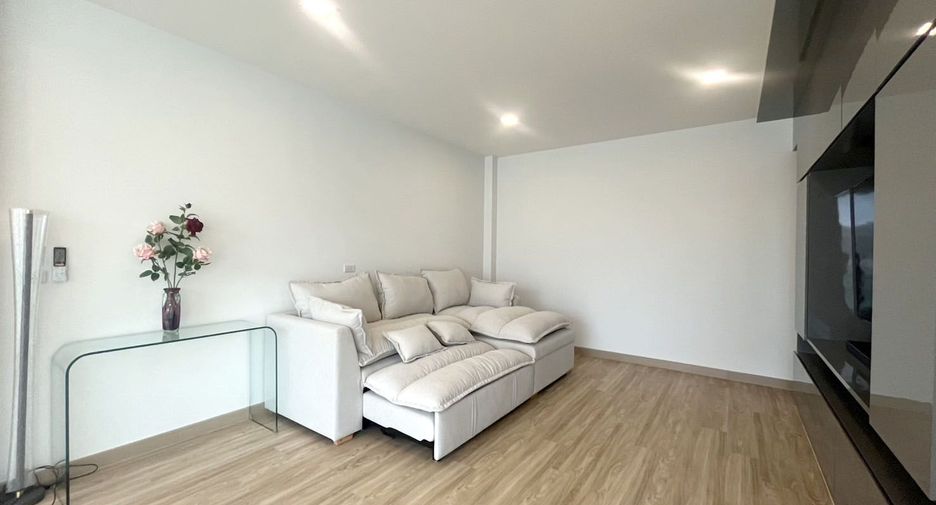 For sale 5 ベッドルーム house in Mueang Chiang Mai, Chiang Mai