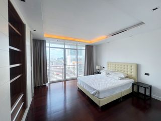 For rent 3 Beds condo in Phaya Thai, Bangkok