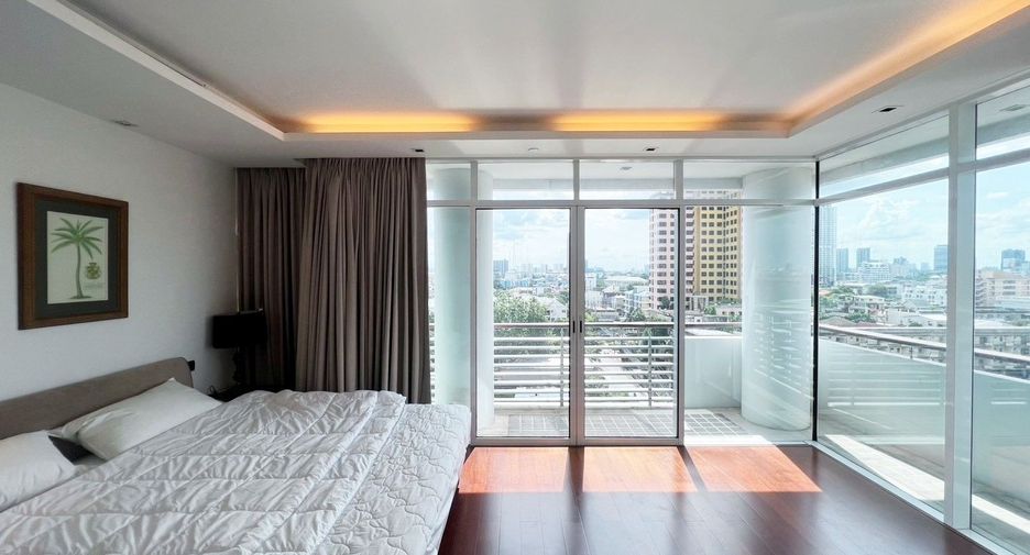 Condo en alquiler de 3 habitaciones en Phaya Thai, Bangkok