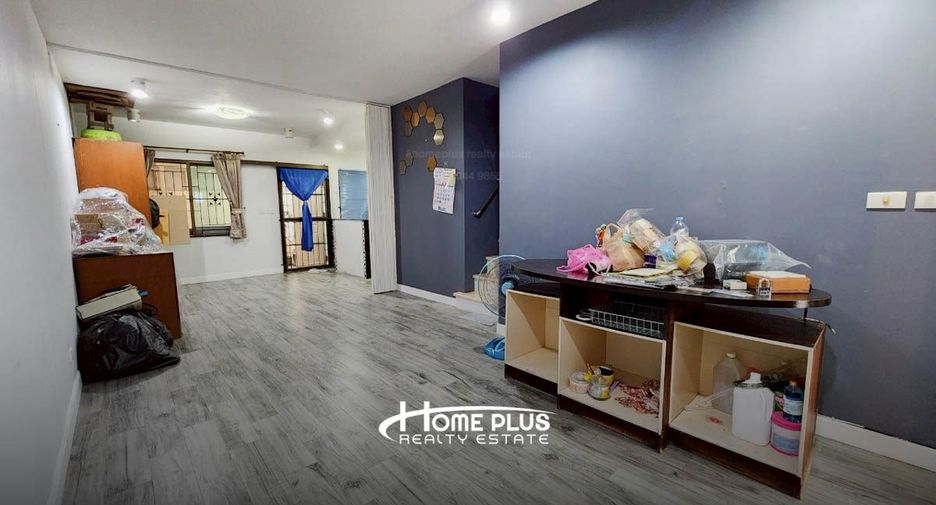 For sale 3 bedrooms townhouse in Bang Phli, Samut Prakan