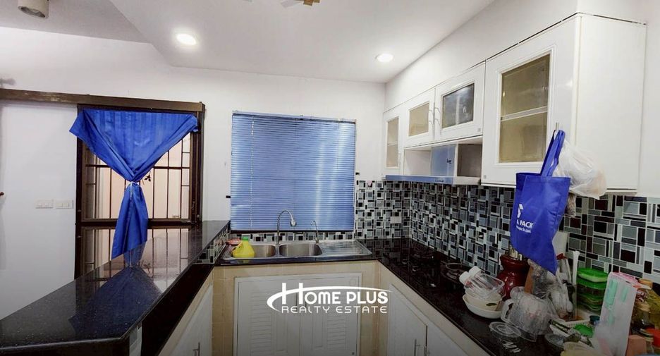 For sale 3 bedrooms townhouse in Bang Phli, Samut Prakan