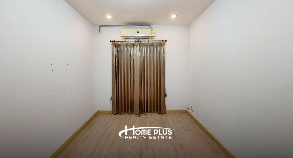 For sale 3 bedrooms townhouse in Bang Phli, Samut Prakan