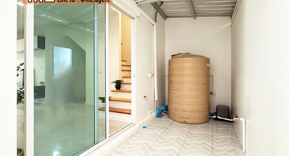 Reihenhaus zur Miete mit 3 Zimmer in Suan Luang, Bangkok