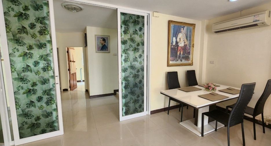 Casa en alquiler y en venta de 3 habitaciones en Sam Phran, Nakhon Pathom