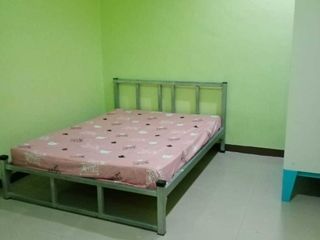 For sale 2 bed townhouse in Mueang Surat Thani, Surat Thani