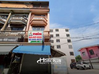 For sale 3 Beds retail Space in Phra Samut Chedi, Samut Prakan