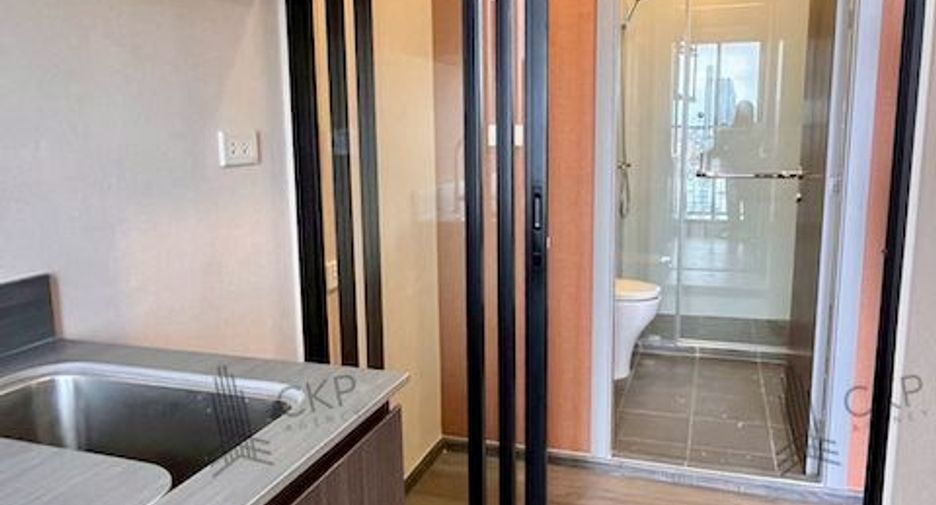 For sale 1 bed condo in Bang Kapi, Bangkok