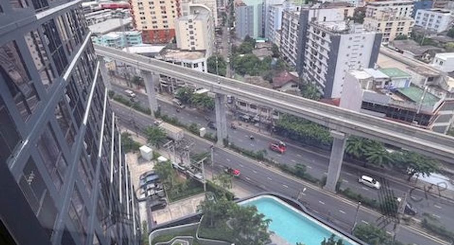 For sale 1 bed condo in Bang Kapi, Bangkok