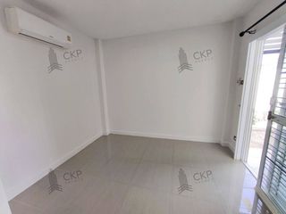 For sale 4 bedrooms house in Si Racha, Chonburi