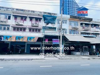 For sale 3 Beds retail Space in Mueang Samut Prakan, Samut Prakan