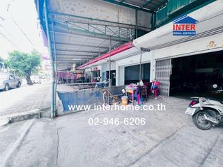 For sale 3 Beds retail Space in Mueang Samut Prakan, Samut Prakan