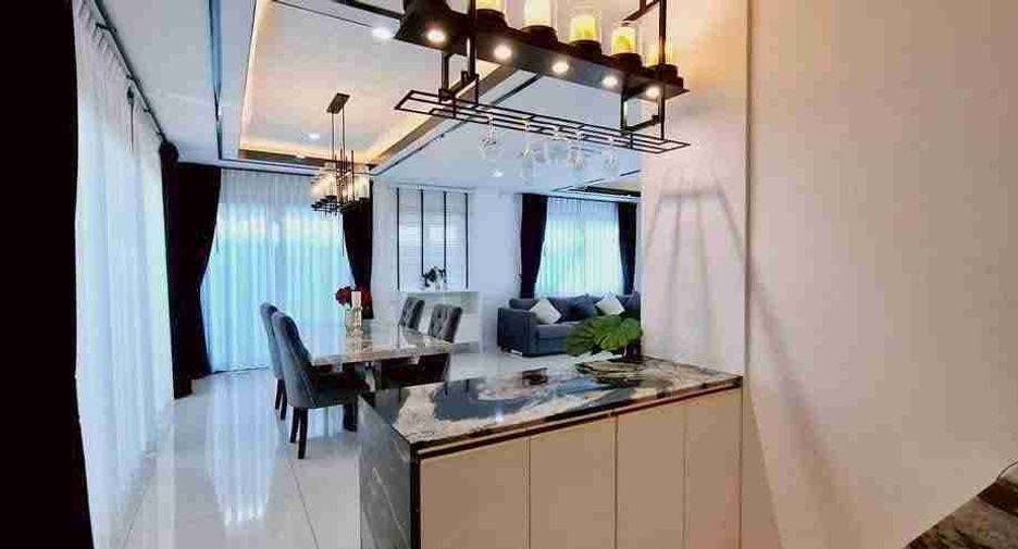 For rent 3 bedrooms house in Bang Lamung, Chonburi