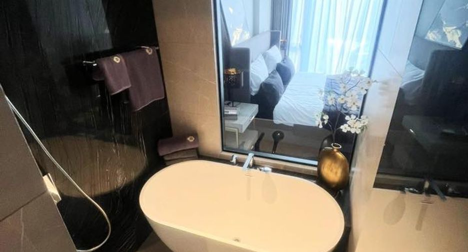 For rent 1 bed condo in Watthana, Bangkok