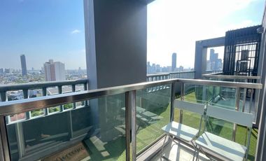 À louer 2 chambres condo à Watthana, Bangkok