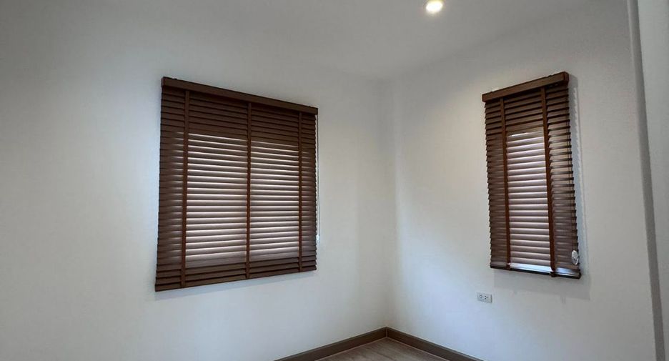 For rent 3 bedrooms house in Bang Phli, Samut Prakan