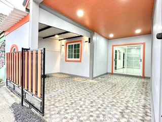 For sale 3 bed townhouse in Si Racha, Chonburi