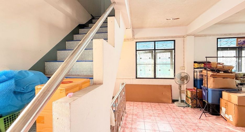 For sale 3 bedrooms house in Bang Na, Bangkok