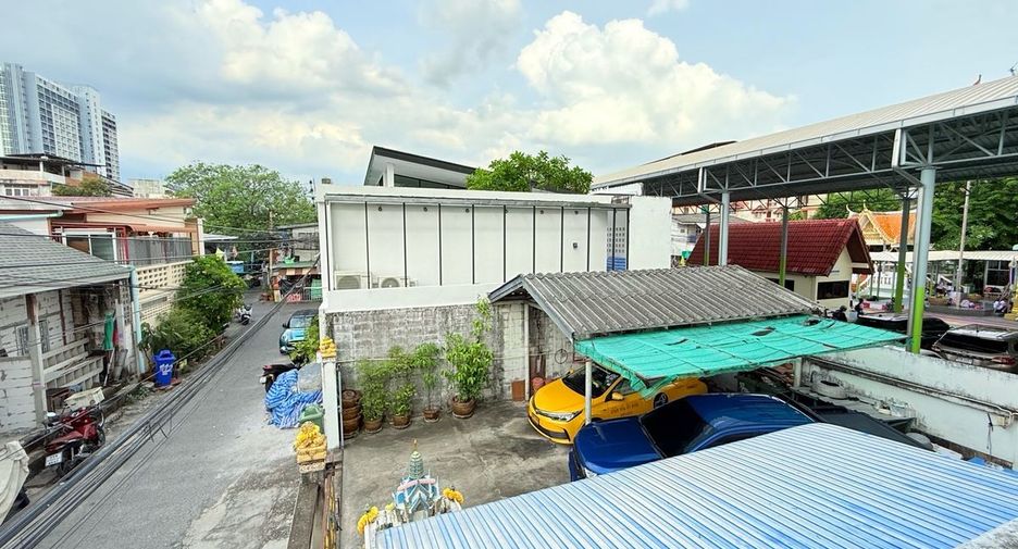 For sale 3 bedrooms house in Bang Na, Bangkok