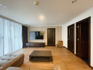 For rent and for sale 3 bed condo in Khlong Toei, Bangkok