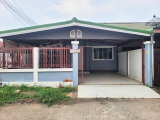 For sale 2 Beds townhouse in Mueang Phitsanulok, Phitsanulok